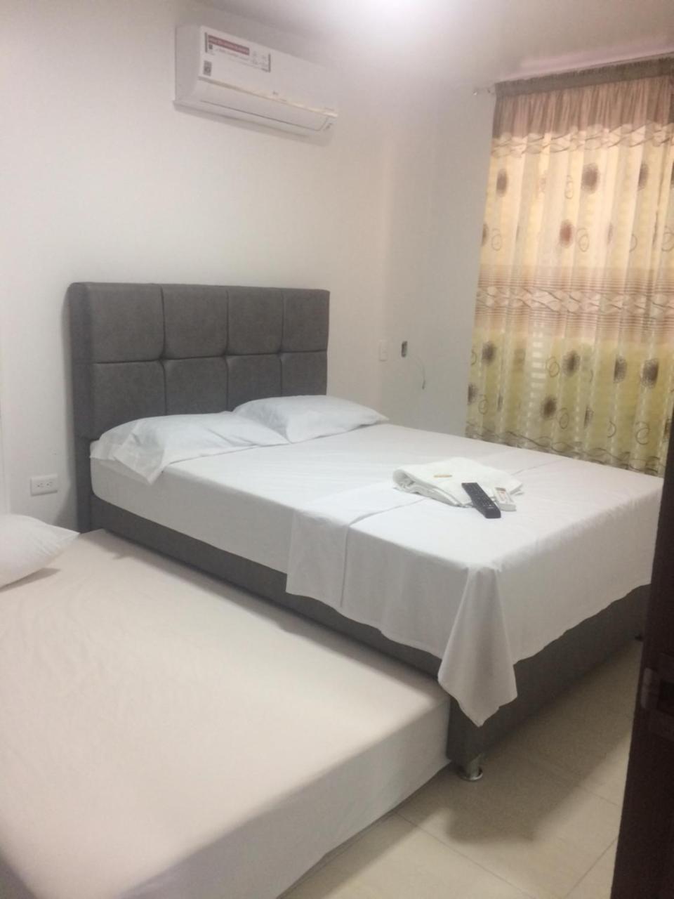 Hostal Piedra Del Sol フロリダブランカ エクステリア 写真